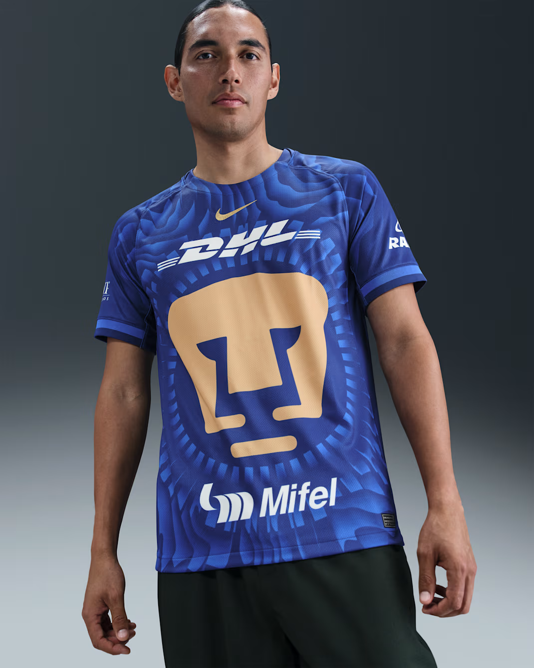 Pumas Away 25/26