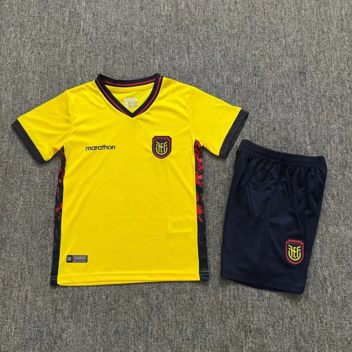 Conjunto Ecuador Home 2026 Niño Kids